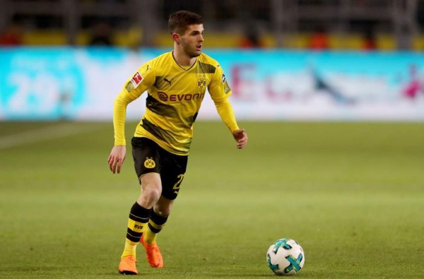 FICHAJES: PSG tienta a CR7; Madrid tiene nuevo delantero y pelea crack con el Barça