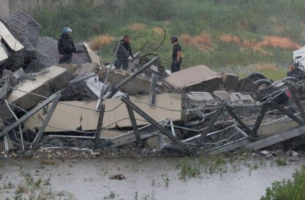 EN FOTOS: Así quedó el puente que se derrumbó en Génova, Italia