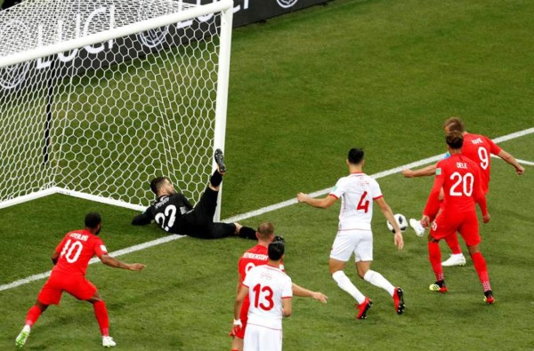 Sufrida victoria de Inglaterra ante Túnez gracias a un doblete de Harry Kane