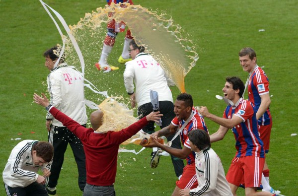 Bayern Munich estrena copa y uniforme en Alemania