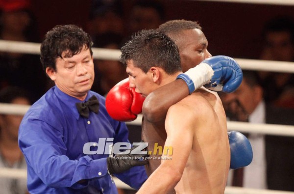 La mejores imágenes de la pelea etre el Escorpión Ruiz vs 'Veneno” Domínguez