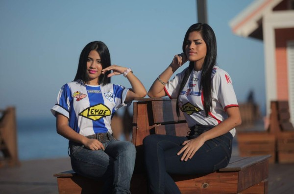 Conocé a Iris y Jacssiel, las bellas chicas que calientan el clásico ceibeño
