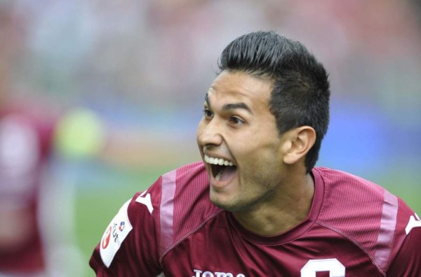 Costarricense Deyver Vega jugará en la primera división de Noruega
