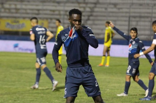 ¡Para seguir líderes! El 11 que mandará Diego Vázquez para el Motagua-Olimpia en Comayagua