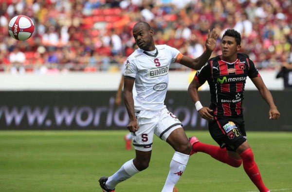 Adolfo Machado renovó con Saprissa hasta el 2019