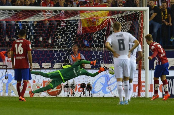 Las mejores atajadas de Keylor Navas en el Real Madrid