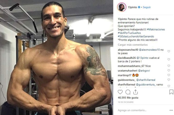 Uno terminó siendo luchador de WWE: Los futbolistas retirados que mantienen una brutal forma física