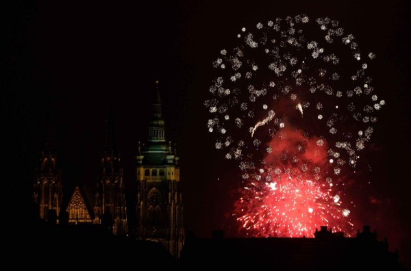 Así recibió el mundo el 2015