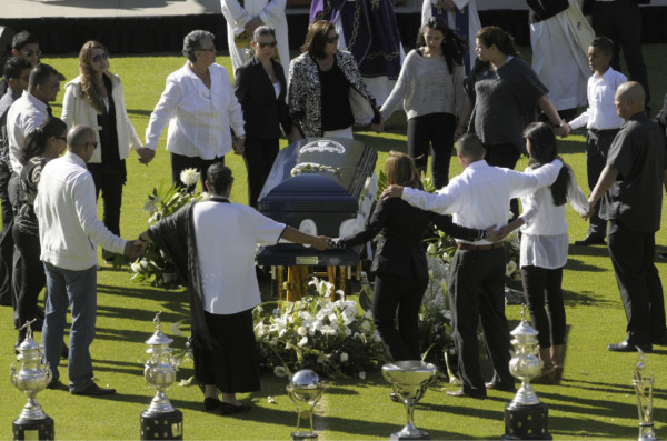 El adiós a Miguel Calero.