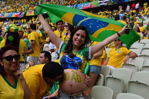 Ambiente en partido Brasil Mexico