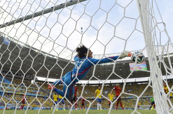Brasil no logró salir de 0-0 ante México