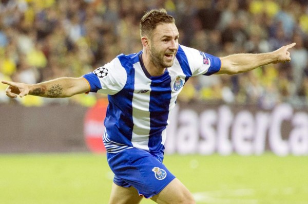 TOP-20: Los futbolistas más caros que jugarán la eliminatoria de Concacaf