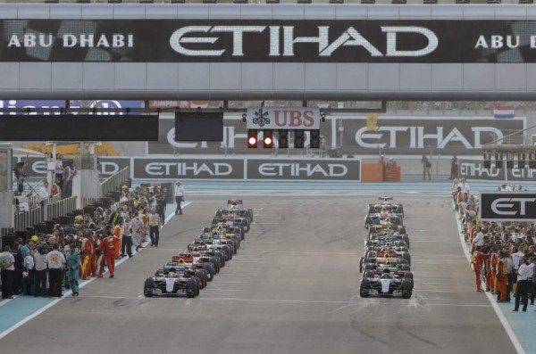 Nico Rosberg gana su primer título de Fórmula Uno