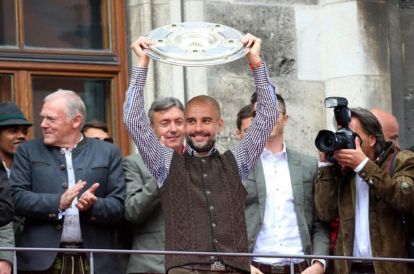 La espectacular celebración del Bayern Munich con su gente en la ciudad