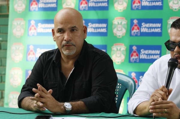 Fichajes: Pedro Troglio anuncia su futuro en Olimpia y hay tres bajas en Real España