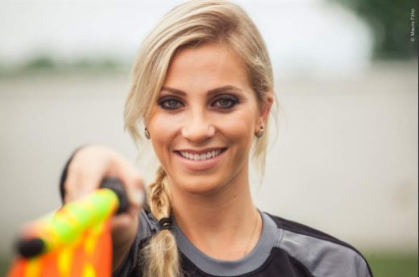 ¡Preparada! Fernanda Colombo, la árbitro más hermosa del mundo está lista para Rusia