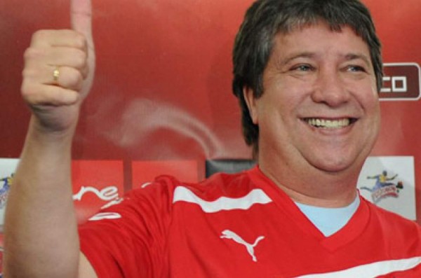 'Bolillo' Gómez y Jorge Luis Pinto, dos técnicos amigos de las polémicas