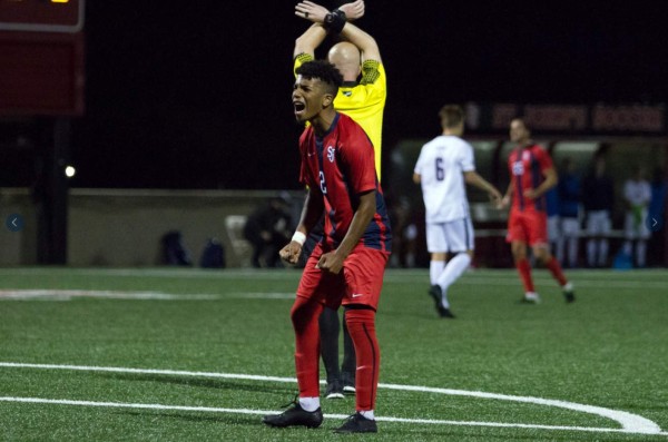 Hay futuro: Los nuevos prospectos hondureños que se pulen en España, Inglaterra, Alemania y Estados Unidos