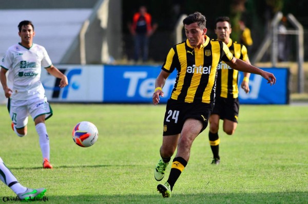 Olimpia oficializa tercera baja, Vida busca a ex mundialista de Argentina y Motagua presenta refuerzo