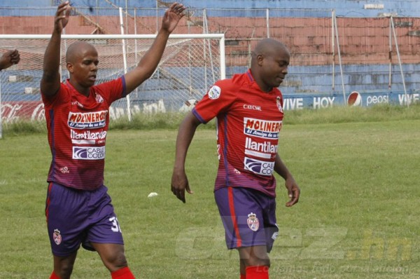 Makelelé y Samuel no llegan a acuerdo con Real Sociedad y regresan a Brasil