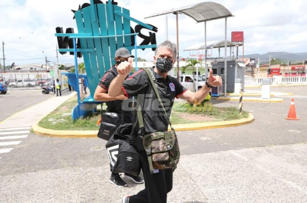 Con 14 bajas, dos prestados y un ex Real de Minas: El Olimpia que Troglio confeccionó para llevarse a la gira por USA