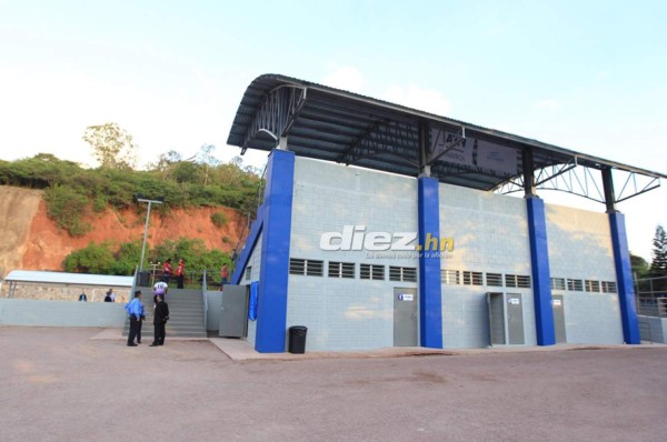 FOTOS: Fenafuth inaugura un mini estadio para Ligas Menores en Tegucigalpa