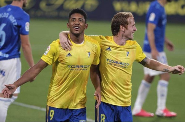 Cádiz y Choco Lozano podrían firmar su ascenso este fin de semana: Lo que necesitan