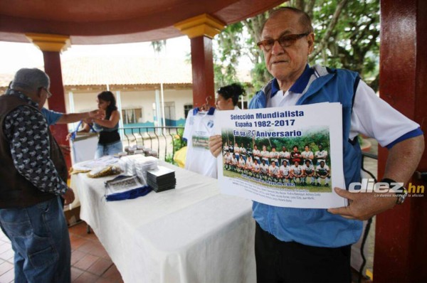 'Chelato' Uclés celebra el 35 aniversario de la clasificación al Mundial de España 82