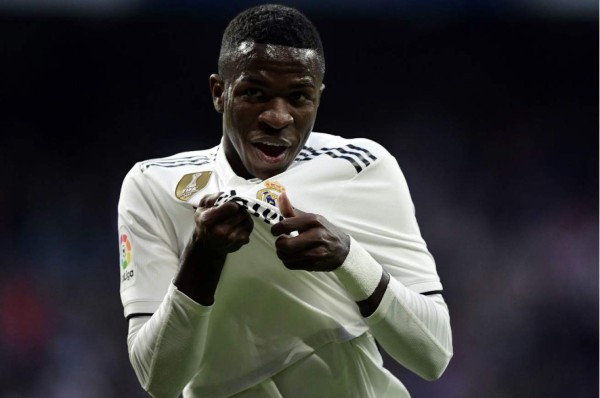 Vinicius y Sergio Ramos rescatan al Real Madrid ante el Valladolid
