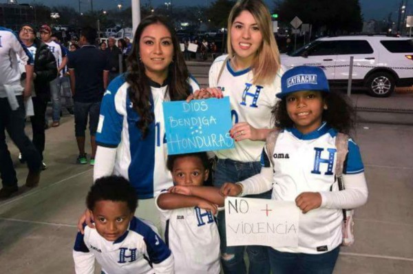 Familia de Boniek y esposa de José Escalante apoyan a Honduras en Houston