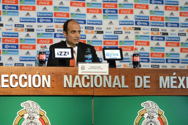 Directivo de la FEMEXFUT asegura que México no puede organizar el Mundial solo