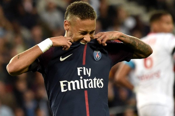 Neymar a directivos del Barcelona: 'No son gente que tiene que estar ahí'