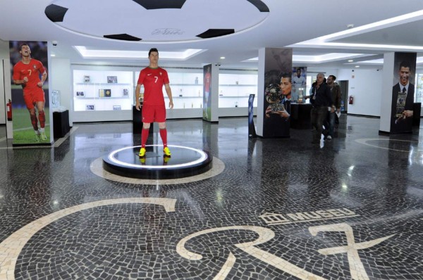 Cristiano Ronaldo es una 'religión' en Madeira