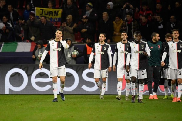 Fotos: Bronca de Cristiano Ronaldo tras ser agarrado del cuello por un hincha; quería una selfie