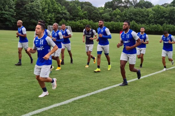 La Selección de Honduras realiza su segundo entreno en Atlanta con dudas para el amistoso con México