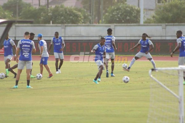 Ilusión y unidad: Honduras realiza su segundo entrenamiento en Houston previo a estrenarse en Copa Oro