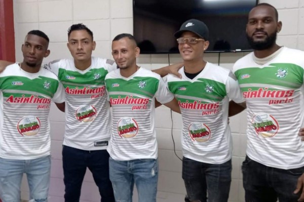 Platense hace oficial cinco refuerzos y una renovación de cara al torneo Apertura 2021