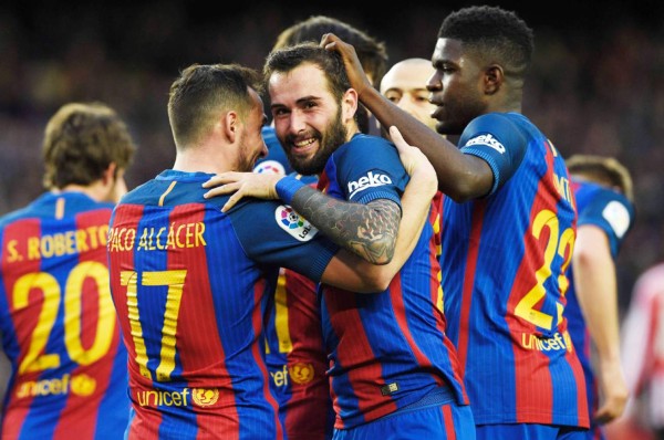 Barcelona golea al Athletic Club y Alcácer logró estrenarse