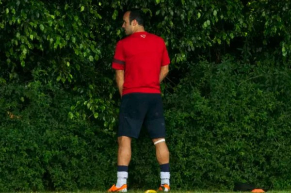 Landon Donovan revela por qué orinó en el estadio Jalisco y pide disculpas