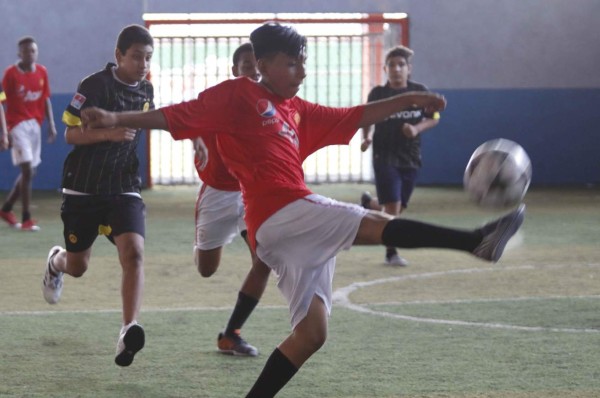 Inició el sueño rumbo a Cardiff con la Copa Gatorade