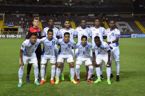Honduras se mide a Costa Rica con Corea del Sur en la mira