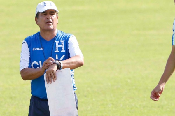 Partido ante Costa Rica será entre 2 y 3 de la tarde, confirma Pinto