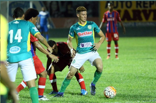 Las imágenes que no se vieron por TV del juego entre Juticalpa y Olimpia