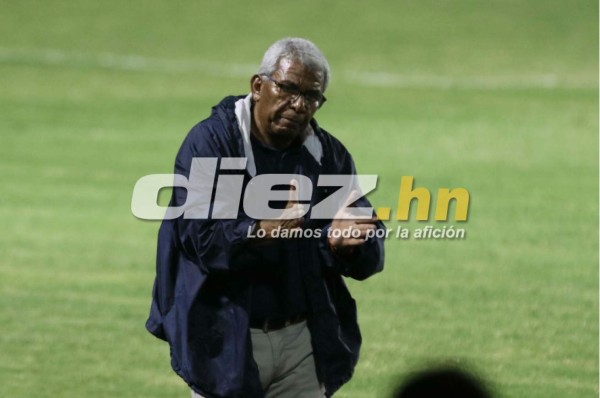 Héctor Castellón: 'Cuando le meten un 4-1 no hay mucho que decir'