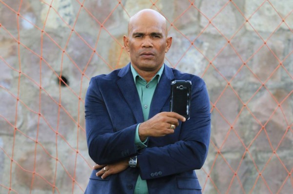 Mario Moncada: 'El árbitro se acomodó a la necesidad del equipo local'