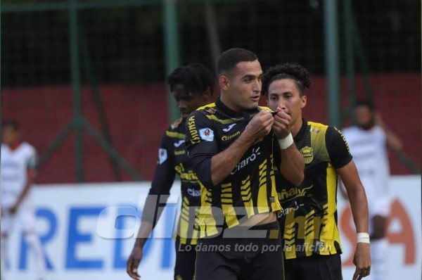 ¡Beso al escudo y un Yankel 'renovado'! Así se vivió en imágenes el vibrante clásico sampedrano