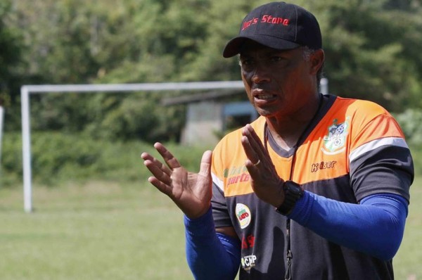 Platense confirma Reynaldo Clavasquín se mantiene en su puesto