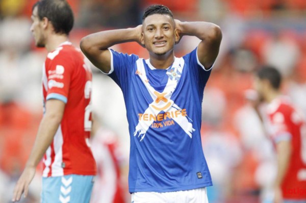 El hondureño Bryan Acosta confiesa lo difícil que la pasan en el Tenerife