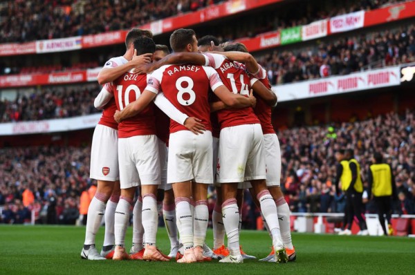 Arsenal vence al Everton y es sexto en la Liga Premier de Inglaterra