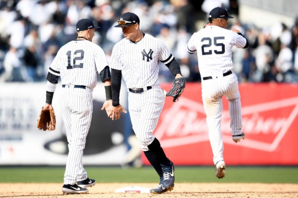 Yankees, Mets, y Cubs empiezan con poder en el bat